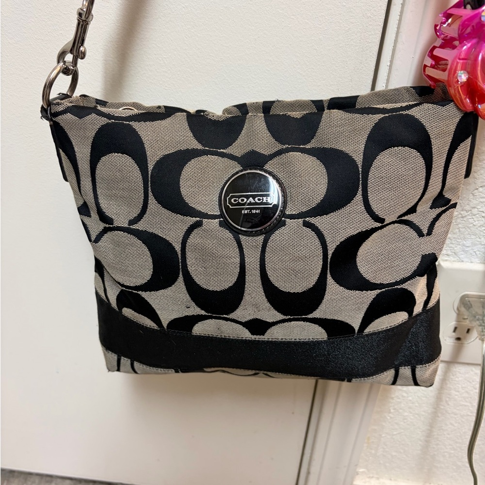 Gorgeous Vintage Y2k Coach Signature C s Slouchy Crossbody/ Shoulder bag tote - Picture 1 of 13